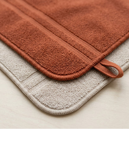 Leay Compact Sports Towel Pair 45 x 25 cm Rust and Sand - Detail view